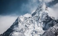 सगरमाथाको उचाइ ८६ सेन्टिमिटर बढेको छ ।